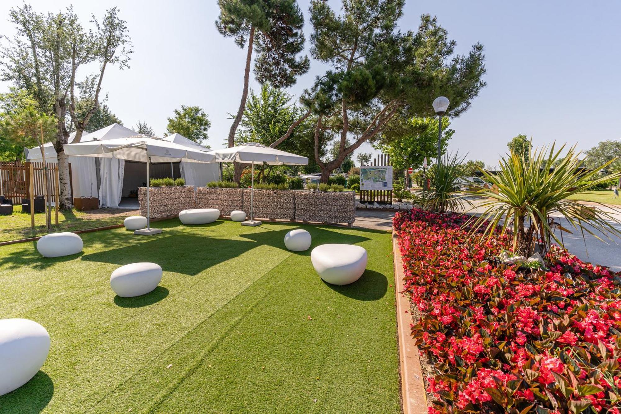 Club Del Sole Spina Family Collection Hotell Lido di Spina Exteriör bild