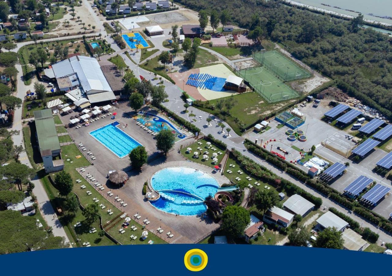 Club Del Sole Spina Family Collection Hotell Lido di Spina Exteriör bild