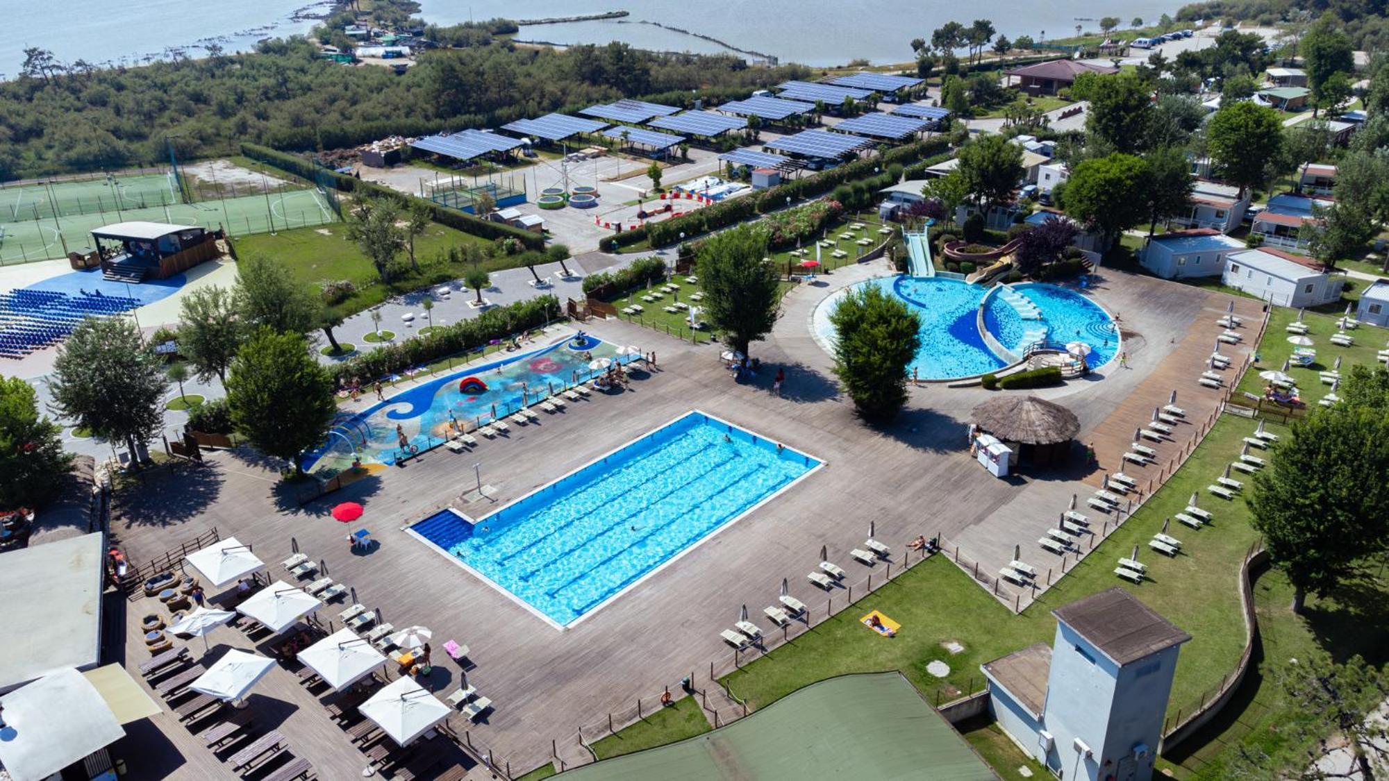 Club Del Sole Spina Family Collection Hotell Lido di Spina Exteriör bild